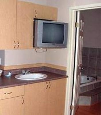 фото отеля Corporate Inn Hotel & Suites