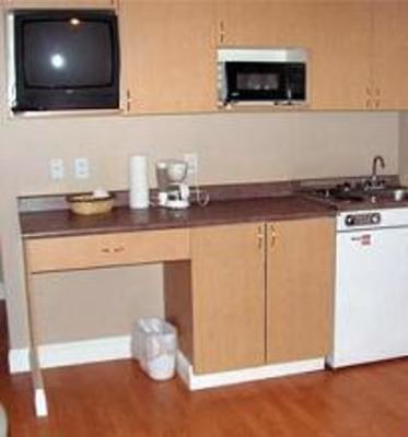 фото отеля Corporate Inn Hotel & Suites