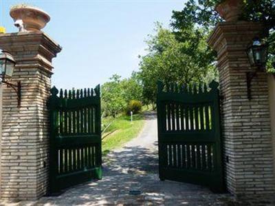 фото отеля Le Vignole Country House Assisi