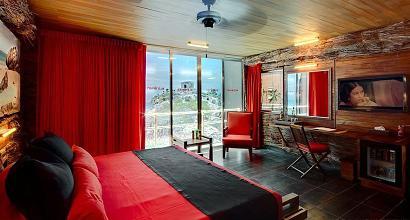 фото отеля Reina Roja Hotel