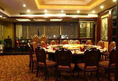 фото отеля Xinfeng Holiday Hotel