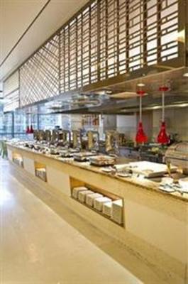фото отеля Holiday Inn Qingdao City Center