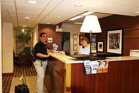 фото отеля Hampton Inn Hanover