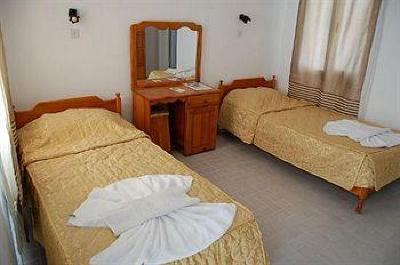 фото отеля Can Hotel