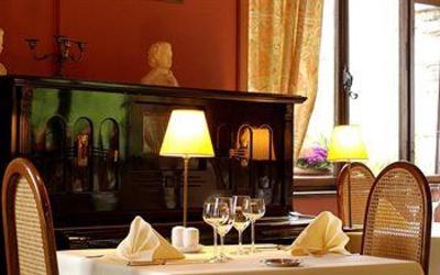 фото отеля Hotel Le Touring Thannenkirch