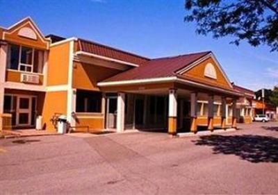 фото отеля Econo Lodge Downtown East