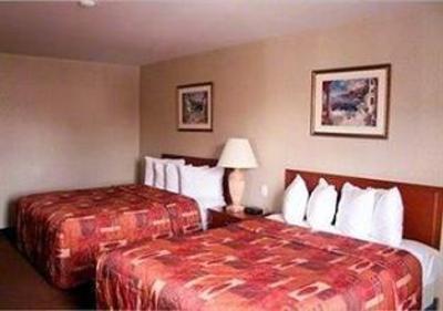 фото отеля Econo Lodge Downtown East