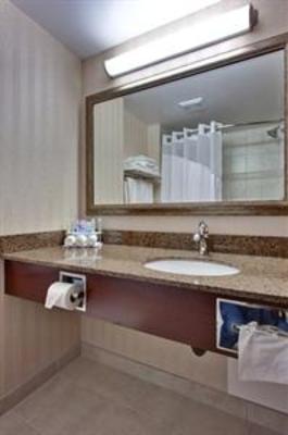 фото отеля Holiday Inn Express Hotel & Suites Whitecourt