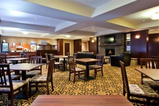 фото отеля Holiday Inn Express Hotel & Suites Whitecourt