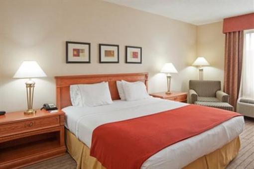 фото отеля Holiday Inn Express Hotel & Suites Guelph