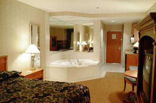 фото отеля Holiday Inn Express Hotel & Suites Guelph