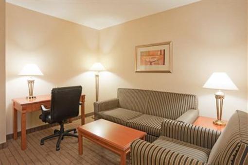фото отеля Holiday Inn Express Hotel & Suites Guelph