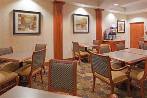 фото отеля Holiday Inn Express Hotel & Suites Guelph