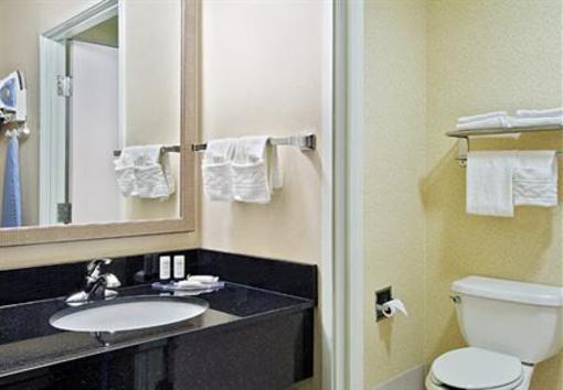 фото отеля Fairfield Inn & Suites Tampa Brandon