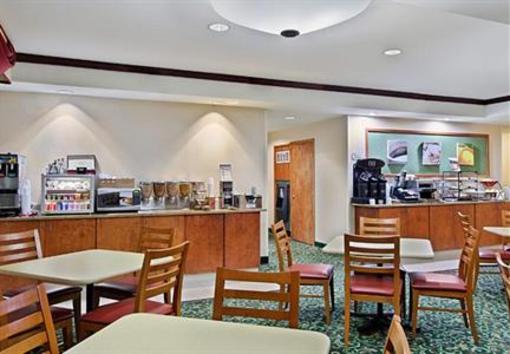 фото отеля Fairfield Inn & Suites Tampa Brandon