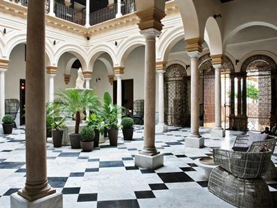 фото отеля AlmaSevilla - Hotel Palacio de Villapanes