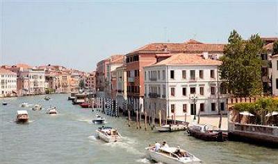 фото отеля Hotel Canal Grande