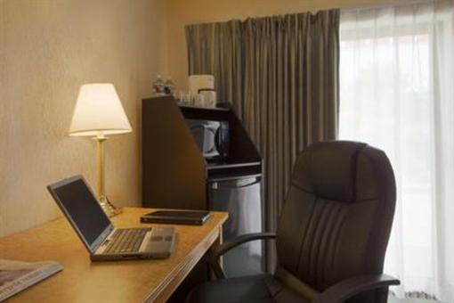 фото отеля Comfort Inn Chilliwack