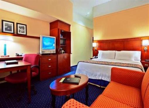 фото отеля Courtyard by Marriott - Hattiesburg