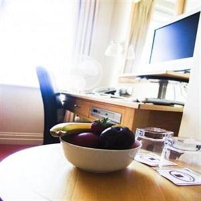 фото отеля Berkeley Square Hotel