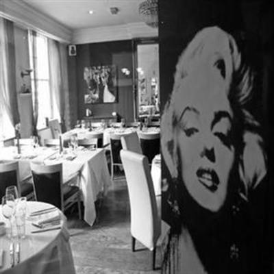 фото отеля Berkeley Square Hotel