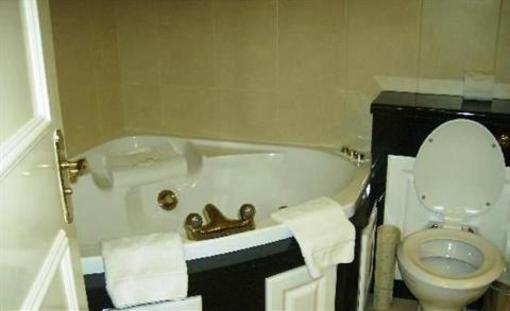 фото отеля Canal Court Hotel