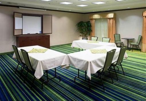 фото отеля Fairfield Inn & Suites Rogers