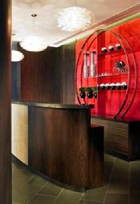 фото отеля Brooklands Hotel Weybridge