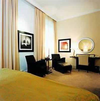 фото отеля Elite Hotel Knaust