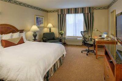 фото отеля Hilton Garden Inn Saint Charles