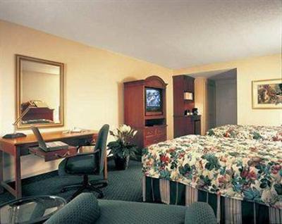 фото отеля Hilton Garden Inn Saint Charles