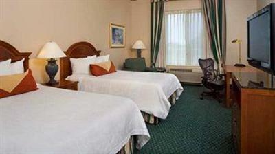 фото отеля Hilton Garden Inn Saint Charles