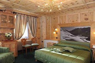 фото отеля Hotel Alpina Livigno