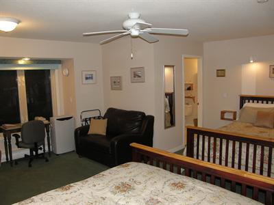 фото отеля Cedar Wood Lodge