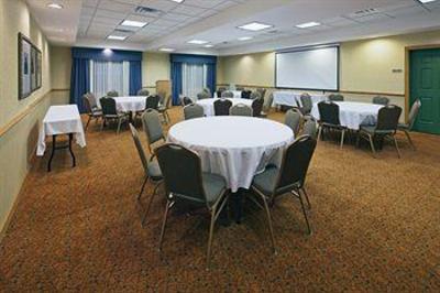 фото отеля Country Inn & Suites Montgomery Chantilly Parkway