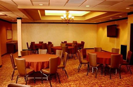 фото отеля BEST WESTERN Cimarron Hotel & Suites