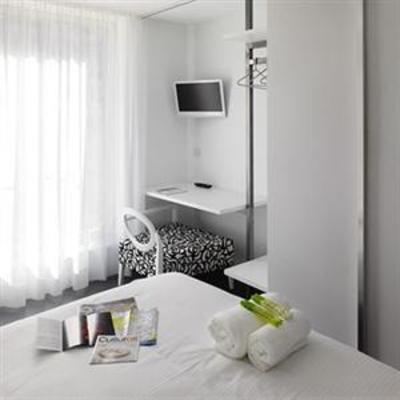 фото отеля Hotel Moure