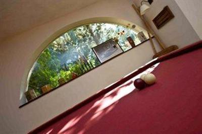 фото отеля Devem De Mirapier Hotel Cornillon-Confoux