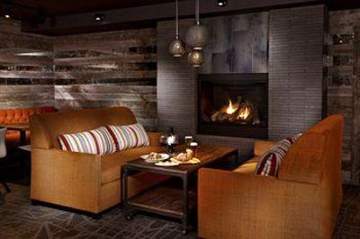 фото отеля Teton Mountain Lodge