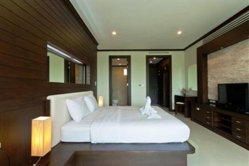 фото отеля Tai-Pan Resort & Condominium