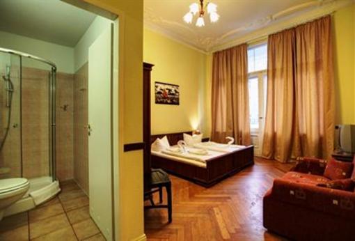 фото отеля Hotel Pension Bernstein Berlin