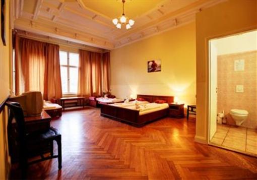 фото отеля Hotel Pension Bernstein Berlin