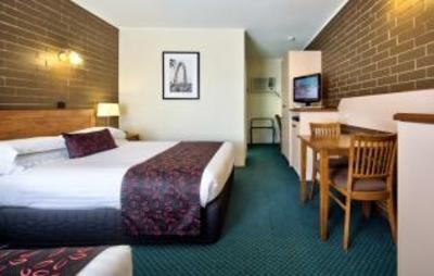 фото отеля BEST WESTERN Stagecoach Motel