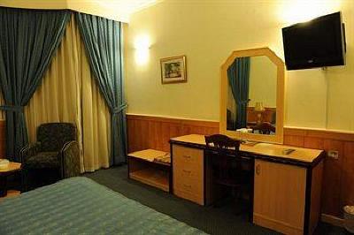 фото отеля Kings Park Hotel
