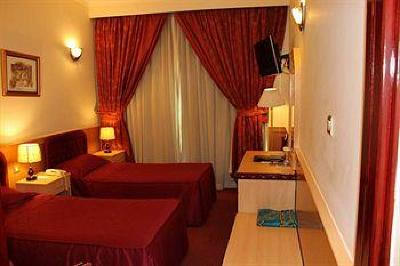 фото отеля Kings Park Hotel