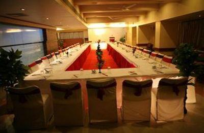 фото отеля Hotel Shri Ram Excellency
