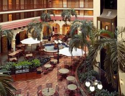 фото отеля Embassy Suites Tulsa