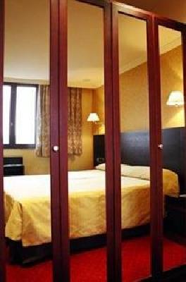 фото отеля Hotel San Juan de los Reyes