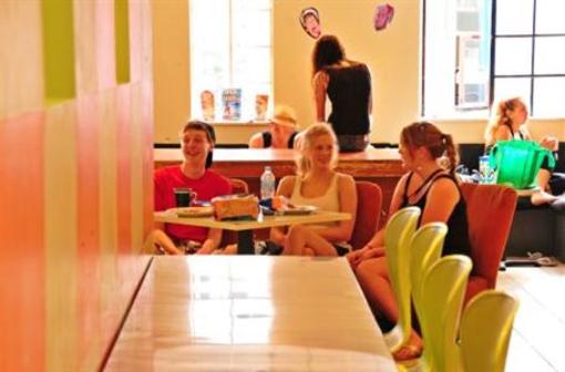 фото отеля Westend Backpackers Youth Hostel Sydney