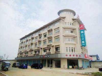 фото отеля Jinjiang Inn Putian Coach Station
